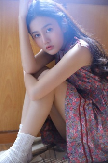 女主重生睡遍娱乐圈